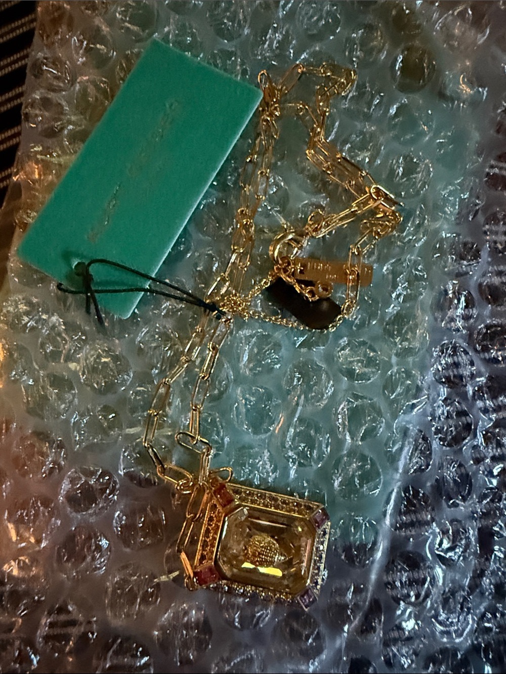 NWT Kurt Geiger London gold necklace